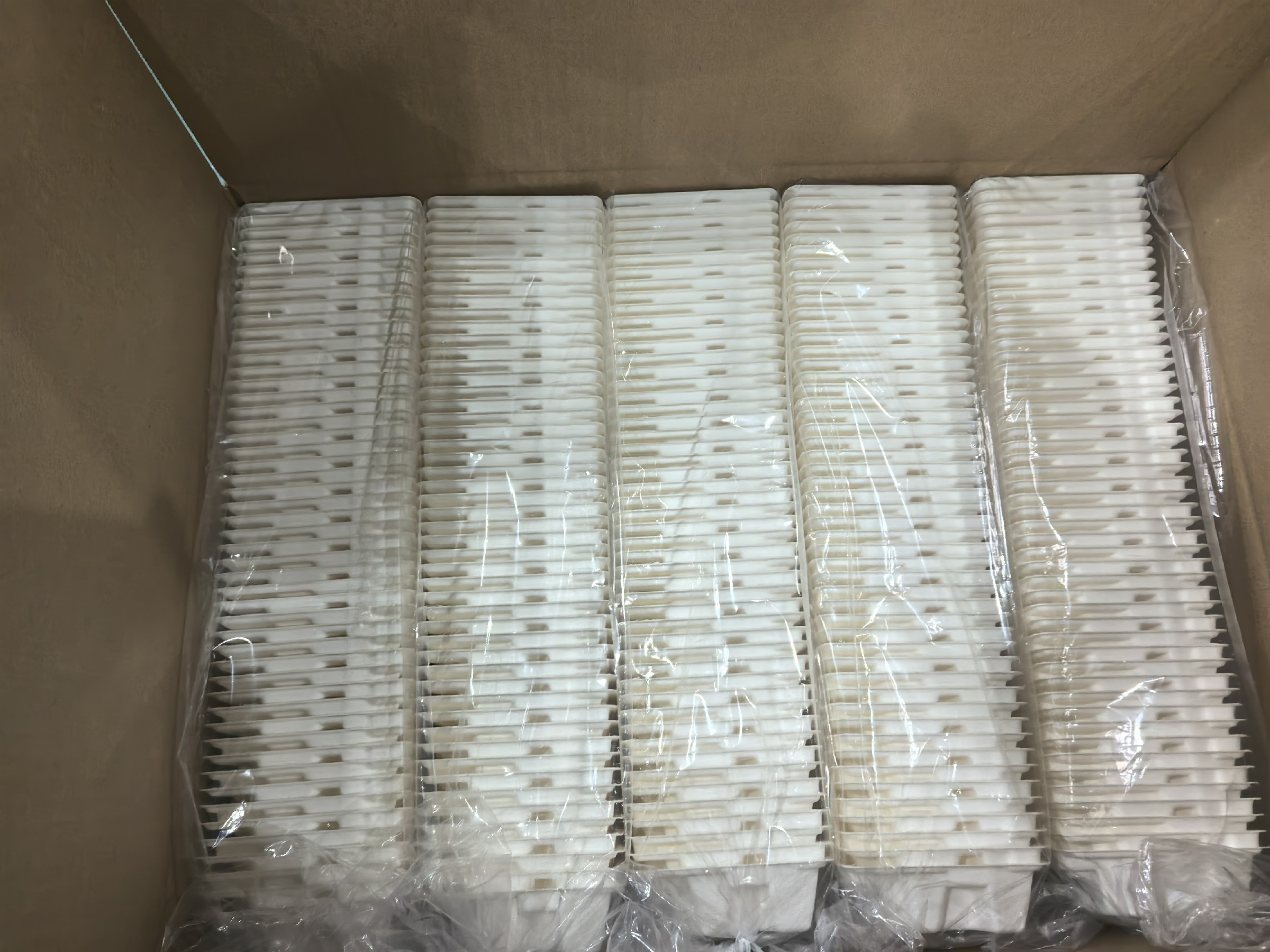 高端精品工業(yè)紙漿模塑包裝